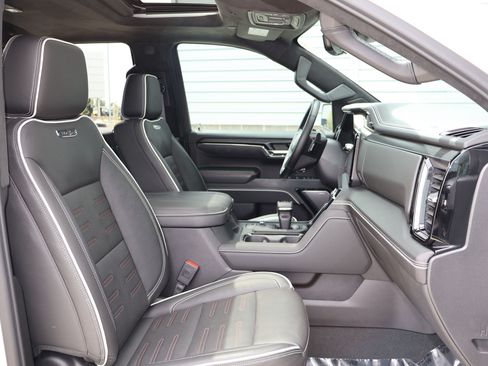 Used 2024 GMC Sierra 1500 AT4X AWD/4WD image 29