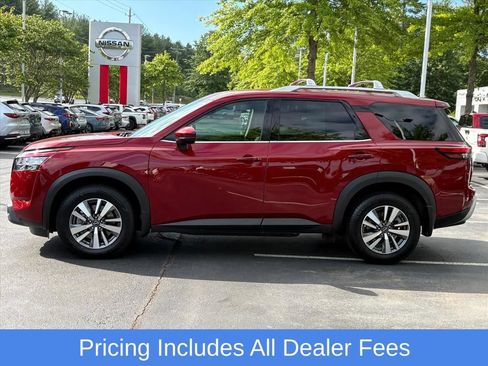 Certified 2023 Nissan Pathfinder SL w/ Black Appearance Package AWD/4WD image 5
