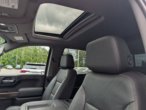 Used 2019 Chevrolet Silverado 1500 LT Trail Boss AWD/4WD image 17