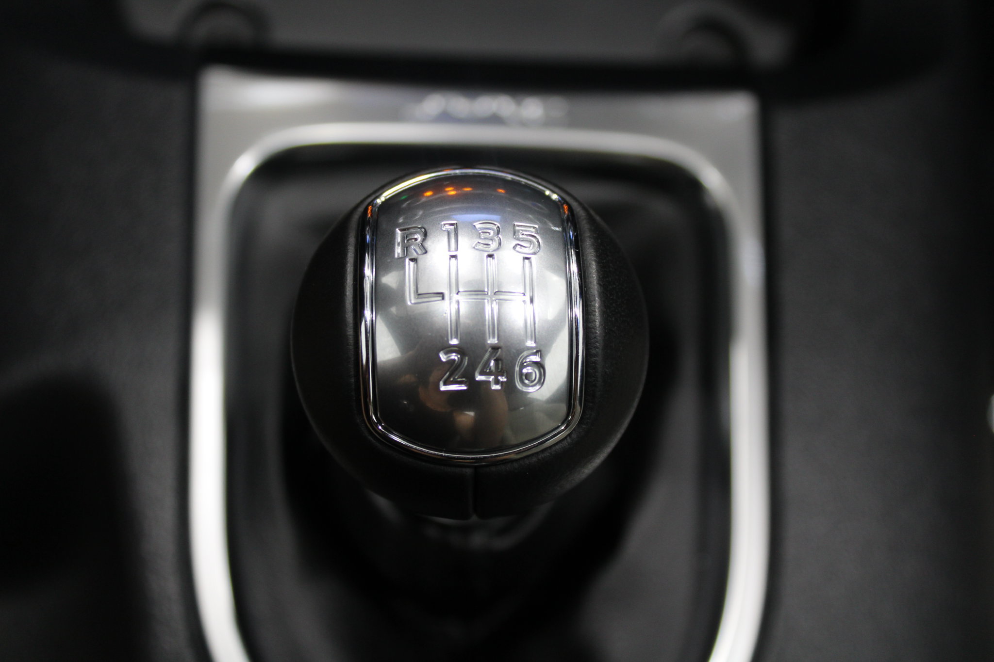 Used 2021 Ford Mustang GT RWD image 28