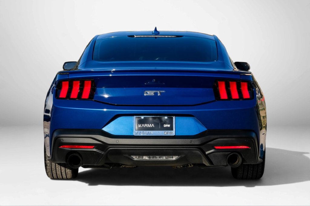 Used 2024 Ford Mustang GT RWD image 6