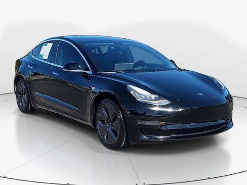 Used 2020 Tesla Model 3 Standard Range Plus RWD image 3