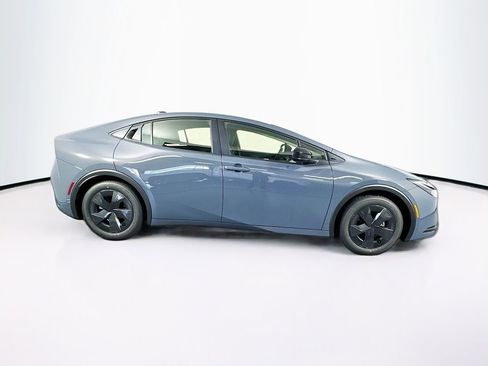New 2026 Toyota Prius LE image 10