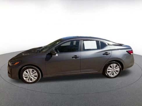Used 2025 Nissan Sentra S image 9