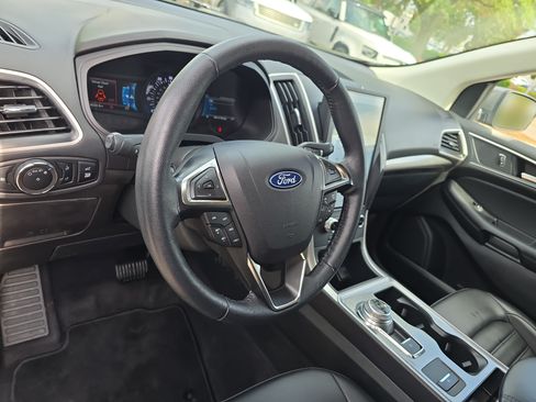 Used 2024 Ford Edge SEL w/ Convenience Package AWD/4WD image 16