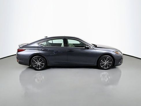 Used 2025 Lexus ES 300h w/ Premium Package image 4