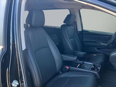 Used 2025 Honda Odyssey EX-L image 6