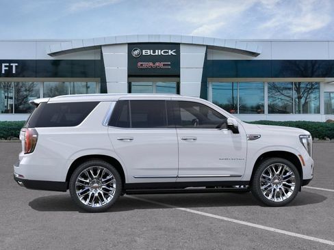 New 2026 GMC Yukon Denali w/ Denali Reserve Package AWD/4WD image 6