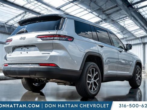 Used 2023 Jeep Grand Cherokee L Limited image 35