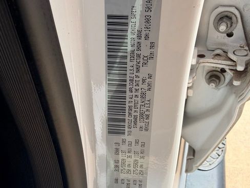 Used 2020 RAM 1500 Lone Star RWD image 12