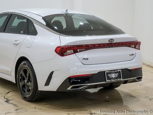 Used 2021 Kia K5 LXS image 9