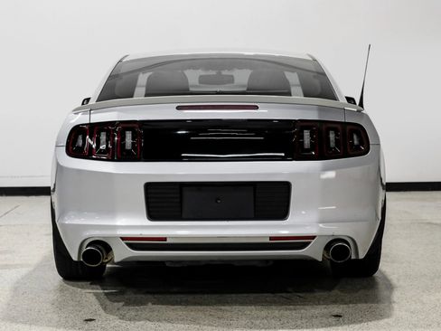 Used 2013 Ford Mustang GT Premium w/ Comfort Pkg RWD image 7