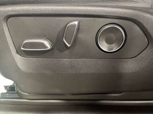 Used 2024 GMC Sierra 1500 Denali w/ Denali Reserve Package image 13