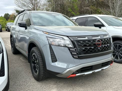 New 2026 Nissan Pathfinder Rock Creek image 3
