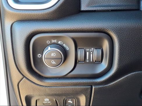 Used 2025 RAM 1500 Big Horn image 16
