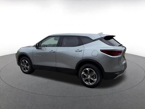 Used 2026 Chevrolet Blazer LT AWD/4WD image 9