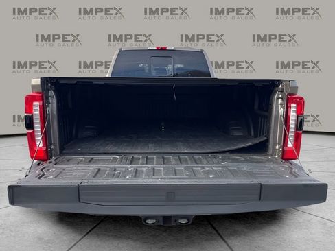 Used 2023 Ford F350 Lariat w/ Lariat Ultimate Package image 31