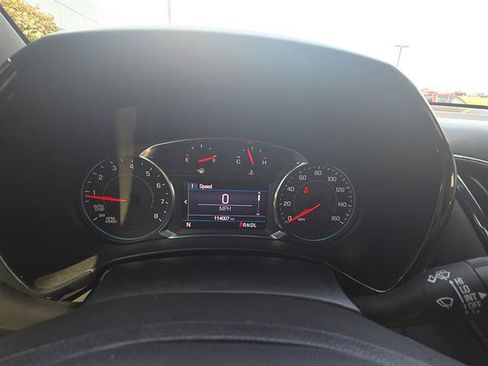Used 2022 Chevrolet Equinox RS AWD/4WD image 19