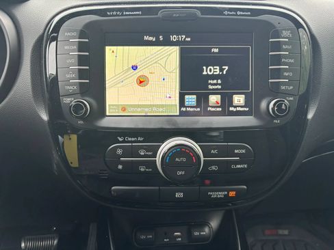 Used 2015 Kia Soul ! w/ Sun & Sound Package FWD image 18