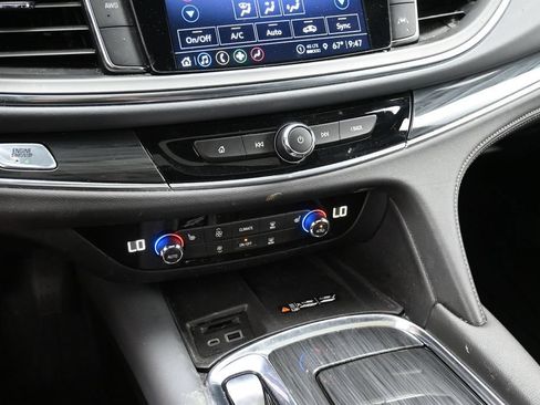 Used 2023 Buick Enclave Essence w/ Experience Buick Package AWD/4WD image 17