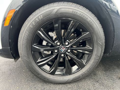 Used 2025 Buick Envista Sport Touring image 30