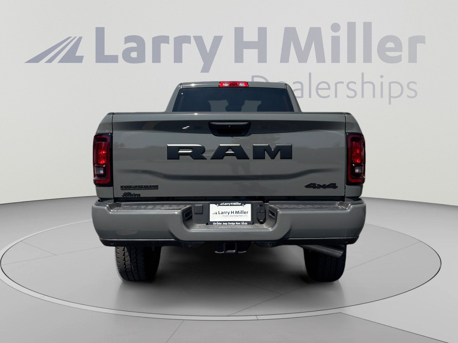 New 2026 RAM 2500 Big Horn AWD/4WD image 4