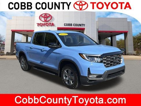 Used 2025 Honda Ridgeline TrailSport image 1