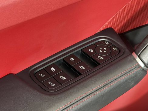 Certified 2023 Porsche Cayenne AWD/4WD image 29