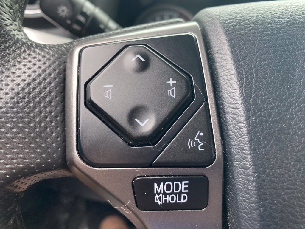 Used 2018 Toyota Tacoma SR5 AWD/4WD image 26