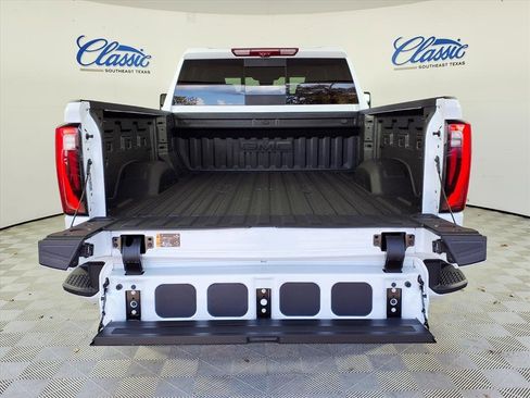 New 2026 GMC Sierra 2500 Denali Ultimate image 5