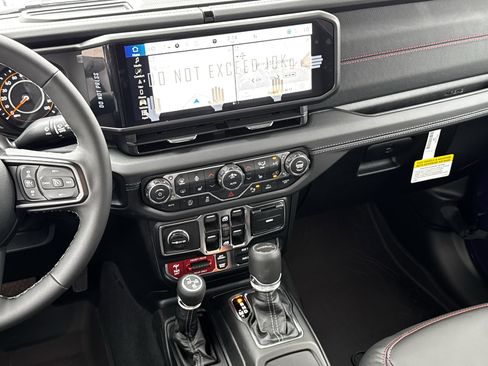 New 2026 Jeep Gladiator Rubicon AWD/4WD image 16