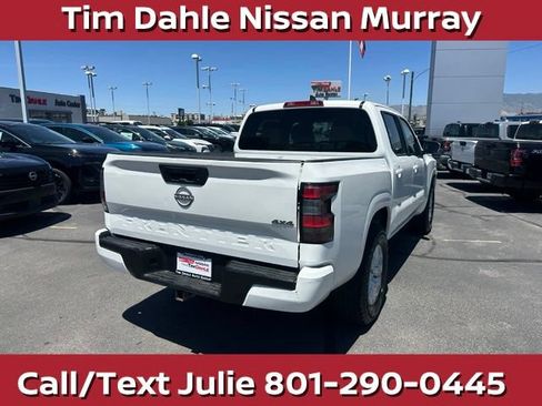 Used 2023 Nissan Frontier SV AWD/4WD image 11