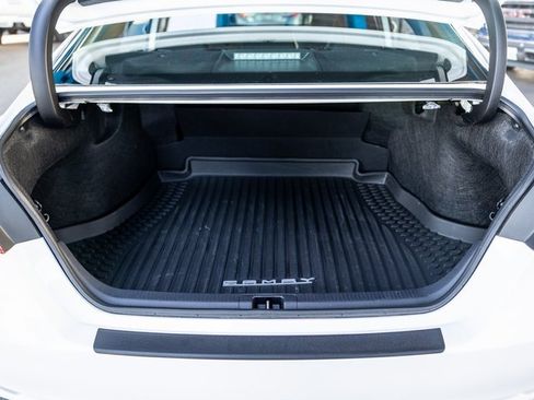 Used 2024 Toyota Camry SE image 28