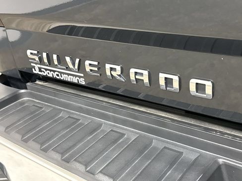 Used 2017 Chevrolet Silverado 2500 W/T AWD/4WD image 25