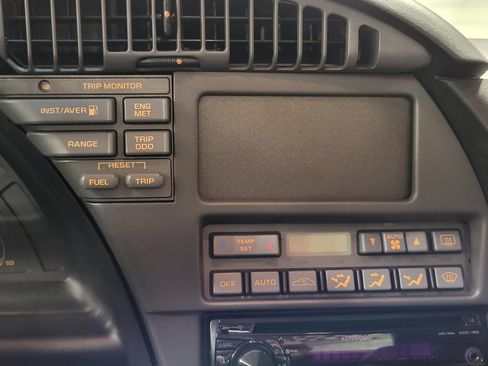 Used 1991 Chevrolet Corvette ZR1 image 13