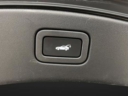 Used 2016 Jaguar F-TYPE R AWD/4WD image 26