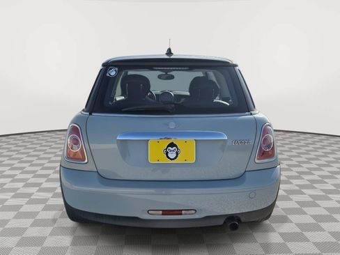Used 2011 MINI Cooper Hardtop FWD image 5