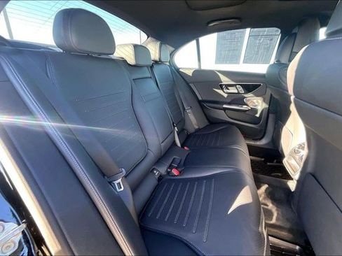 Used 2024 Mercedes-Benz C 300 Sedan image 32