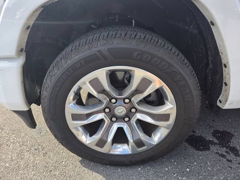 Used 2023 RAM 1500 Limited w/ Body Color Bumper Group AWD/4WD image 27