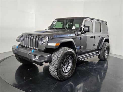 Used 2023 Jeep Wrangler Unlimited Rubicon 4xe image 2