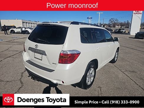 Used 2010 Toyota Highlander SE image 3