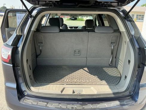 Used 2014 Chevrolet Traverse LS image 16