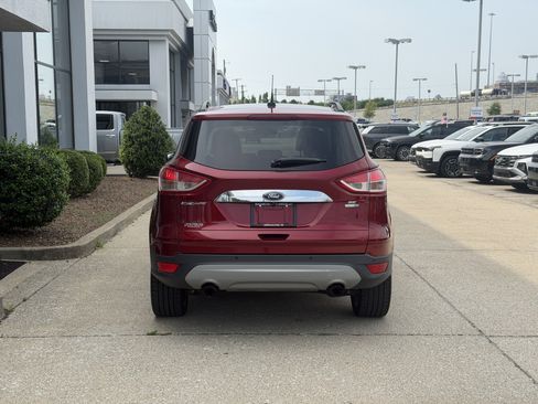 Used 2016 Ford Escape SE w/ SE Chrome Package AWD/4WD image 6