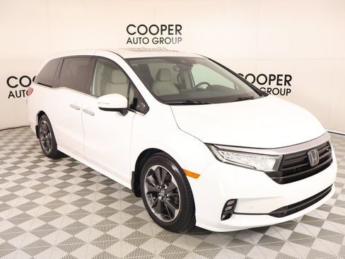 Used 2024 Honda Odyssey Elite image 1