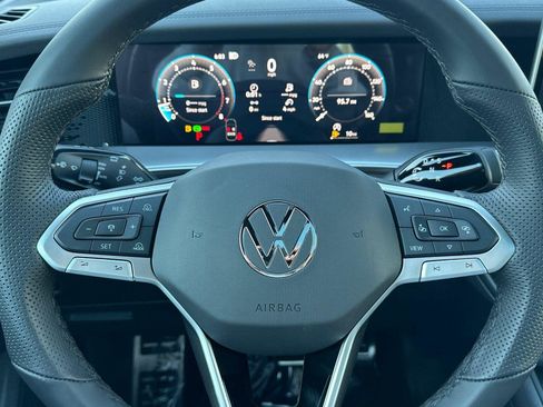 New 2026 Volkswagen Tiguan SE R-Line image 22