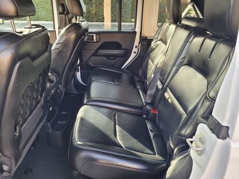 Used 2021 Jeep Wrangler Unlimited Rubicon 4xe w/ Cold Weather Group image 9