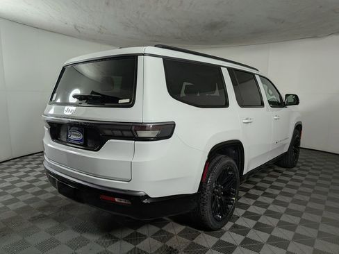 New 2026 Jeep Grand Wagoneer Limited AWD/4WD image 7