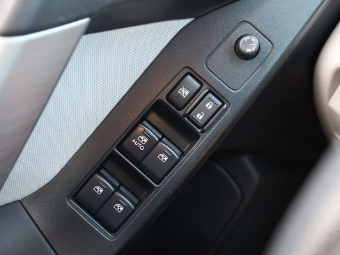 Used 2016 Subaru Forester 2.5i Premium image 18