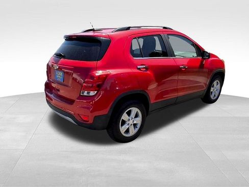 Certified 2018 Chevrolet Trax LT w/ Driver Confidence Package FWD image 12