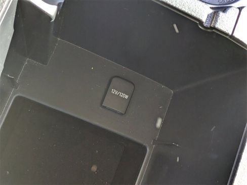 Used 2022 Toyota 4Runner Limited image 25